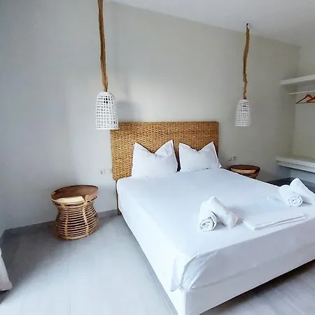 Axion Studios & Apartments Aparthotel 3*